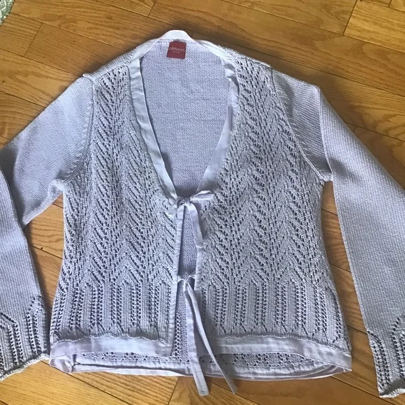 Sweater - Picture 1 of 6